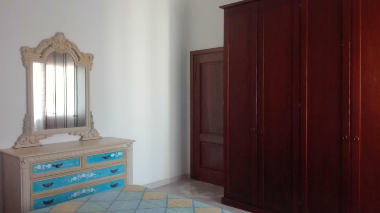 Sunflower House Apartment Siniscola Exterior photo